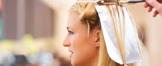 آموزش رنگ مو با فویل